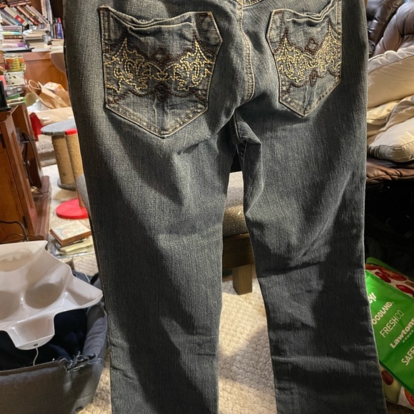 Ladies Size 8 SouSou Jeans in GUC - Picture 3 of 5